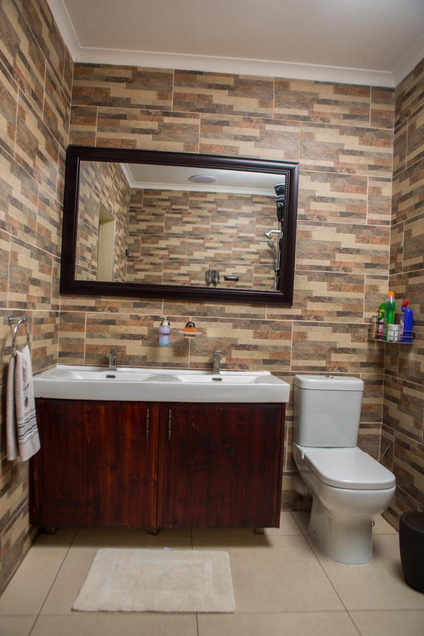Dyna Guest House Durban Bagian luar foto