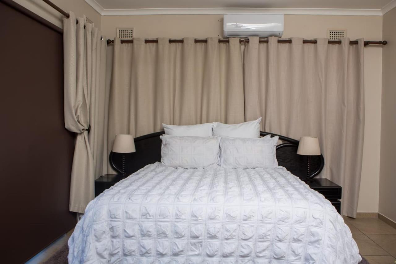 Dyna Guest House Durban Bagian luar foto