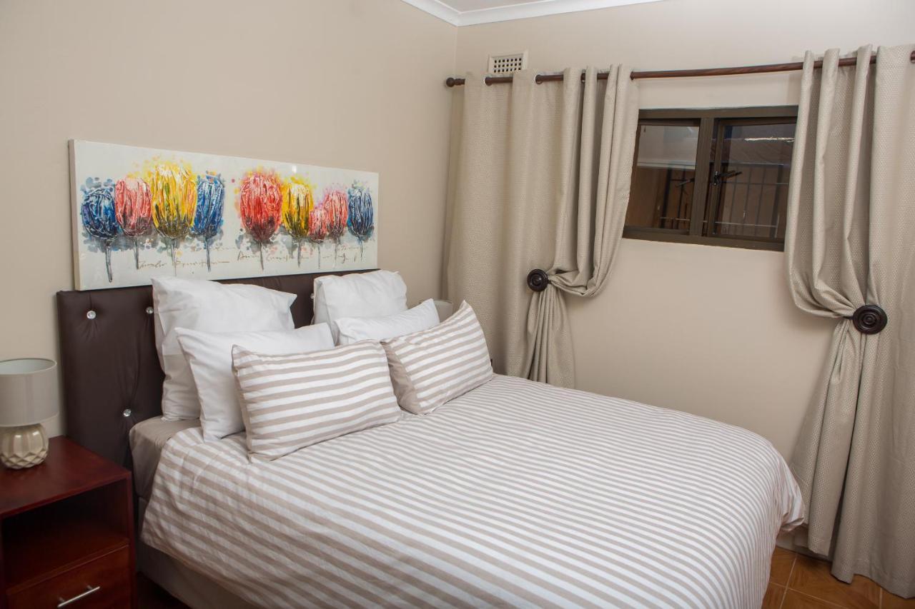 Dyna Guest House Durban Bagian luar foto