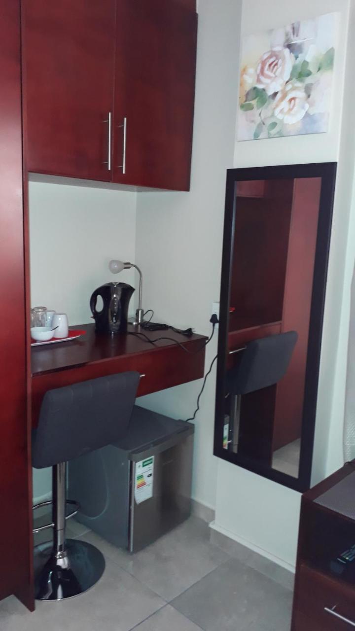 Dyna Guest House Durban Bagian luar foto
